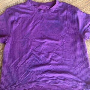 Lululemon crop top with ink design